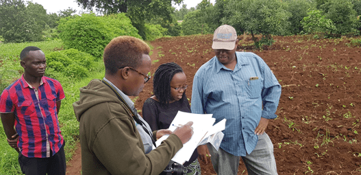 Preparation for sample collection in Kenya; Green Rhino team, Instaveg, SNV representative